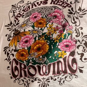 Vibe Floral Graphic Tee